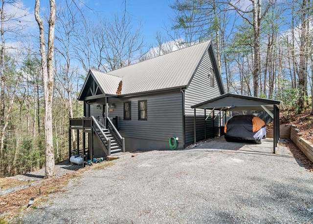 Property at 27 Alpine Dr, Ellijay, GA 30540, 3 beds, 3 baths