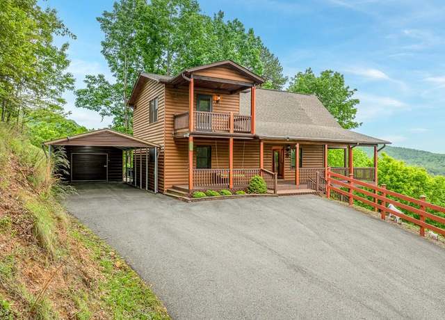 Property at 818 Five Forks Dr, Murphy, NC 28906, 3 beds, 3 baths