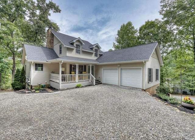 Property at 176 Madison Ave, Blairsville, GA 30512, 4 beds, 3.5 baths