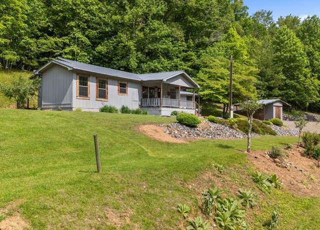 Property at 3660 Downings Creek Rd, Hayesville, NC 28904, 2 beds, 1.5 baths