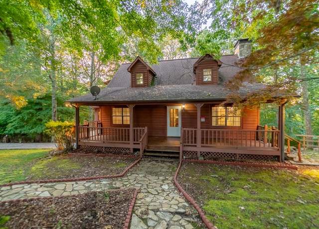 Property at 1014 Smokerise Dr, Hayesville, NC 28904, 2 beds, 3 baths