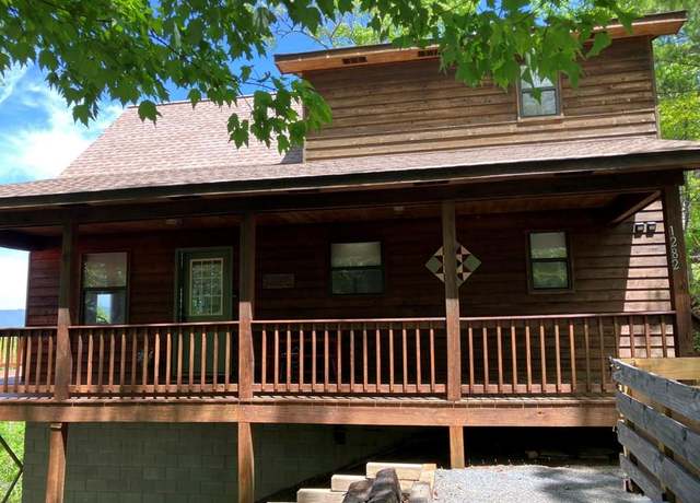 Property at 1282 Cardinal Rd, Murphy, NC 28906, 2 beds, 2 baths