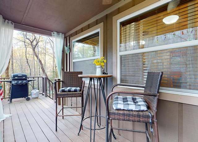 Property at 4692 Mitchell Cove Rd, Hiawassee, GA 30546, 1 bed, 1 bath