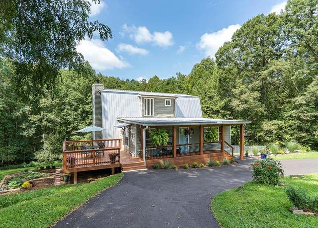 Property at 2526 Pisgah Rd, Andrews, NC 28901, 2 beds, 3 baths