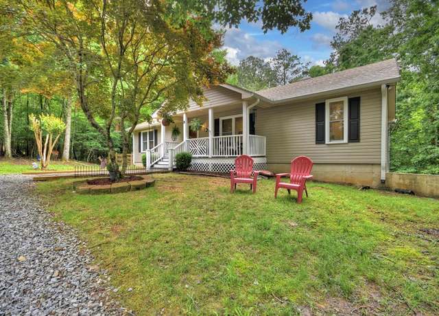 Property at 27 Ivy St, Ellijay, GA 30540, 3 beds, 2 baths