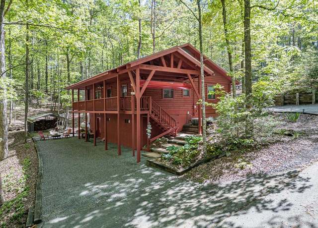 Property at 421 Sleepy Hollow Dr, Murphy, NC 28906, 2 beds, 1.5 baths