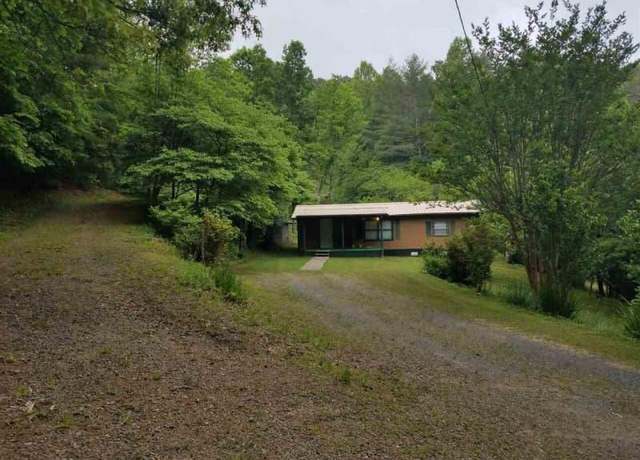 Property at 98 Ridgeview Dr, Morganton, GA 30560, 3 beds, 1 bath