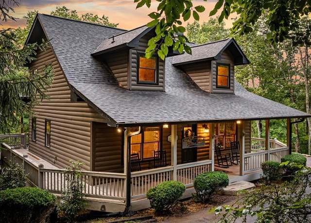 Property at 837 Price Rd, Blue Ridge, GA 30513, 3 beds, 3 baths