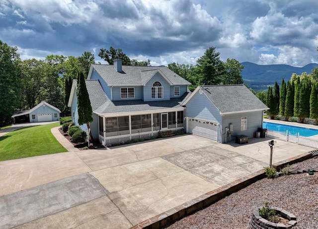 Property at 266 E Wright Rd, Blairsville, GA 30512, 4 beds, 3 baths