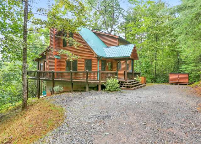 Property at 361 Moss Ln, Blue Ridge, GA 30513, 3 beds, 3 baths