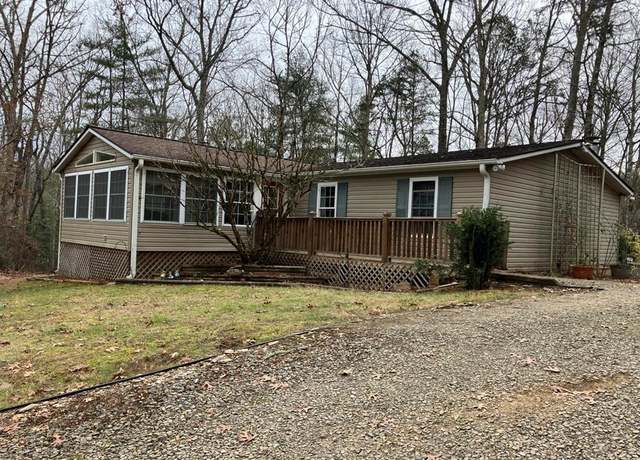 Property at 160 Cove Ln, Murphy, NC 28906, 3 beds, 2 baths
