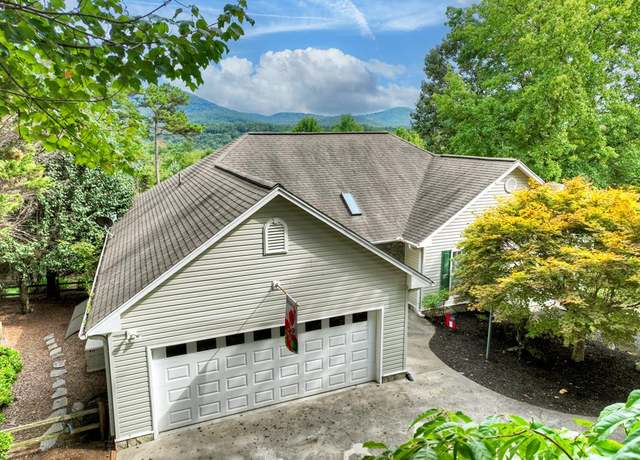 Property at 105 Tonto Dr, Ellijay, GA 30540, 3 beds, 3 baths
