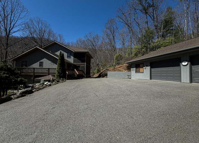 Property at 64 Talulu Pass, Murphy, NC 28906, 3 beds, 2.5 baths