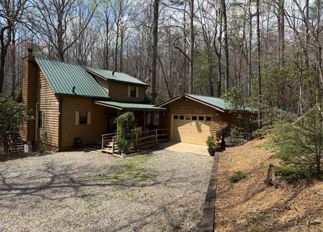 Property at 91 Hawks Nest Ln, Blairsville, GA 30512, 2 beds, 3 baths