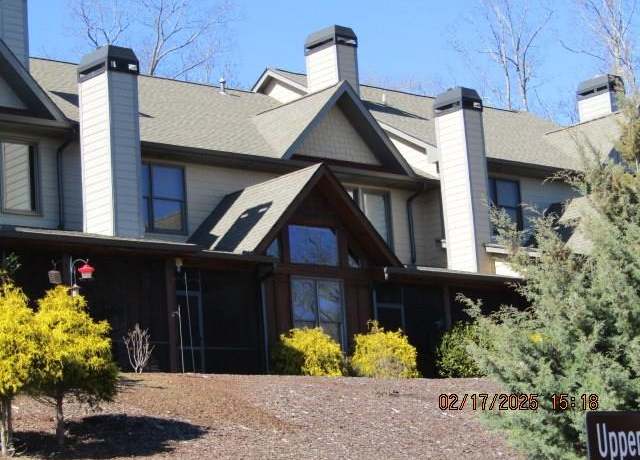 Property at 100 Lower Knl Unit 3, Blue Ridge, GA 30513, 3 beds, 2.5 baths