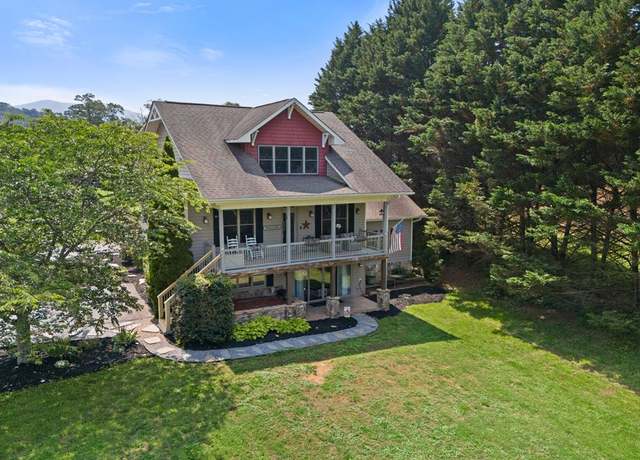 Property at 429 Sneaking Creek Dr, Hayesville, NC 28904, 3 beds, 4 baths