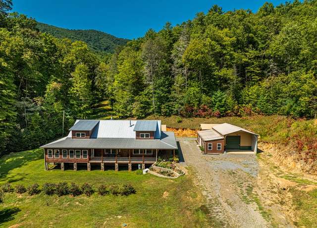 Property at 1559 Copper Creek Rd, Murphy, NC 28906, 2 beds, 2.5 baths