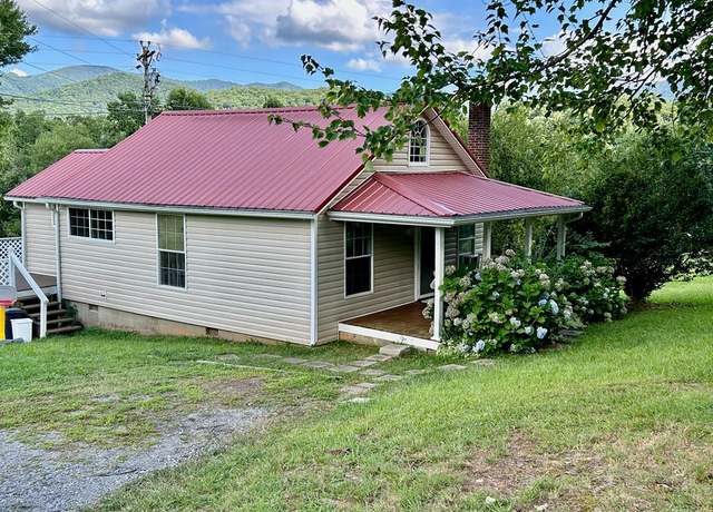 Property at 136 Vineyard, Hayesville, NC 28904, 2 beds, 1 bath