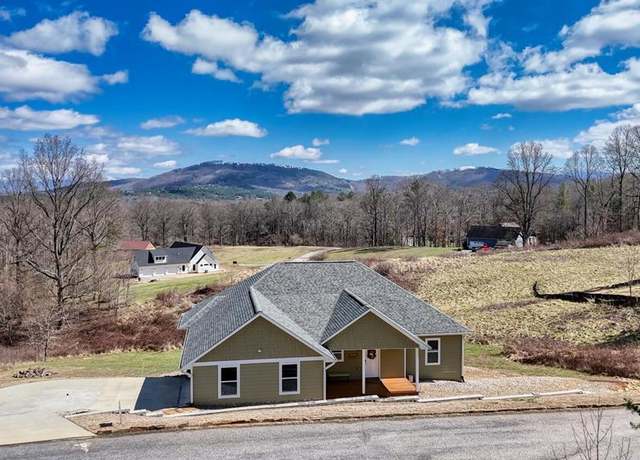 Property at 308 Mystic Rdg, Blairsville, GA 30512, 5 beds, 3 baths