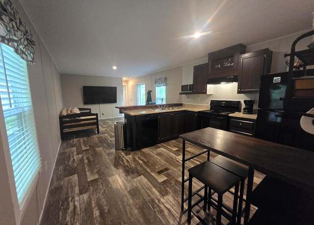 Property at 81 Northside Mountain Rd, Suches, GA 30572, 2 beds, 2 baths
