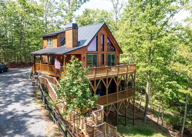 Property at 681 Confederate Cir, Murphy, NC 28906, 3 beds, 2 baths