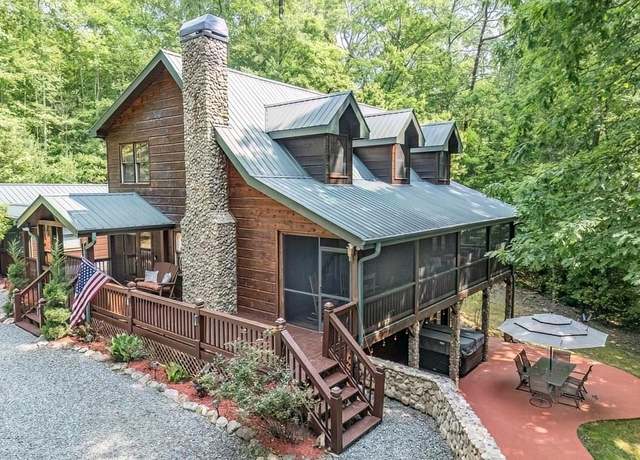 Property at 781 Mangums Trl, Blue Ridge, GA 30513, 4 beds, 3 baths