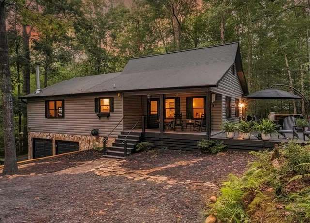 Property at 31 Highland Hammock Dr, Blue Ridge, GA 30513, 3 beds, 2 baths