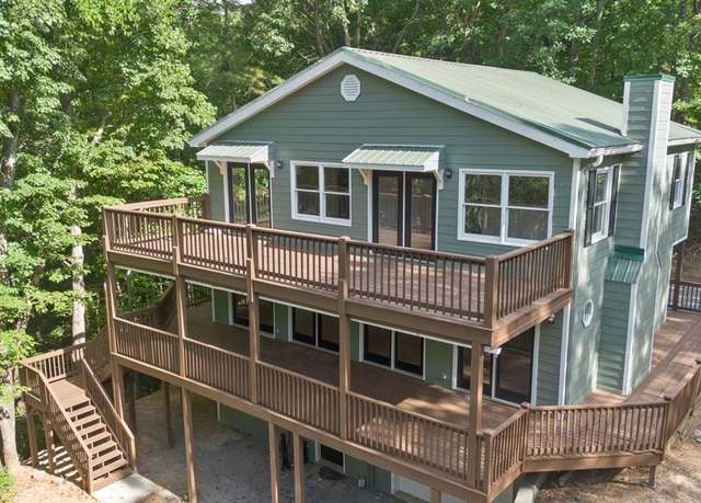 Property at 104 Scott Dr, Ellijay, GA 30540, 4 beds, 4 baths