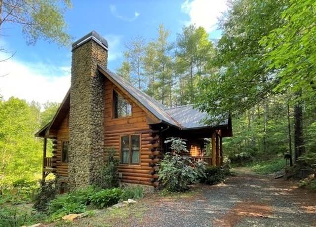Property at 355 Vineyard Creek Way, Murphy, NC 28906, 2 beds, 3.5 baths