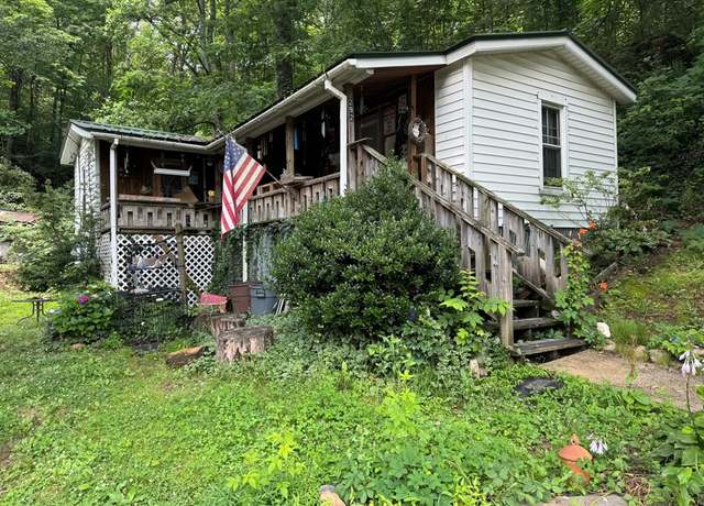 Property at 292 Fowler St, East Ellijay, GA 30540, 1 bed, 1 bath