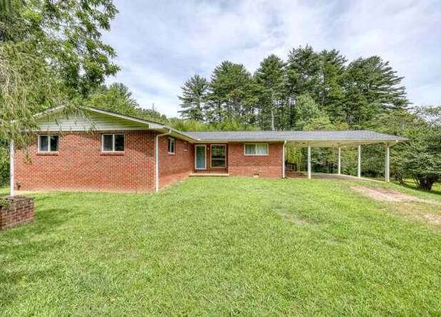 Property at 354 Chastain Rd, Blairsville, GA 30512, 3 beds, 3 baths