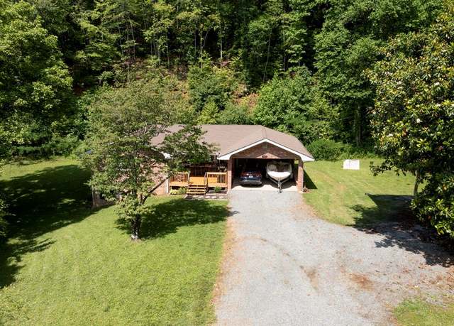Property at 5975 Joe Brown Hwy, Murphy, NC 28906, 3 beds, 2 baths