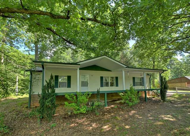 Property at 354 Circle Dr, Blue Ridge, GA 30513, 3 beds, 2 baths