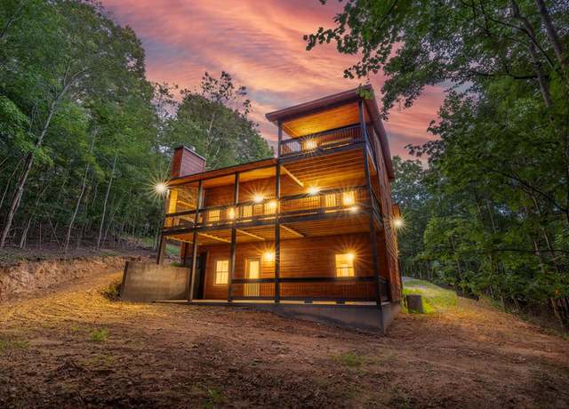 Property at 74 Windy Valley Trl, Blue Ridge, GA 30513, 3 beds, 3.5 baths