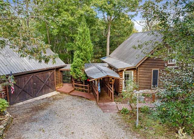 Property at 102 Frosty Mountain Rd, Mineral Bluff, GA 30559, 2 beds, 4.5 baths