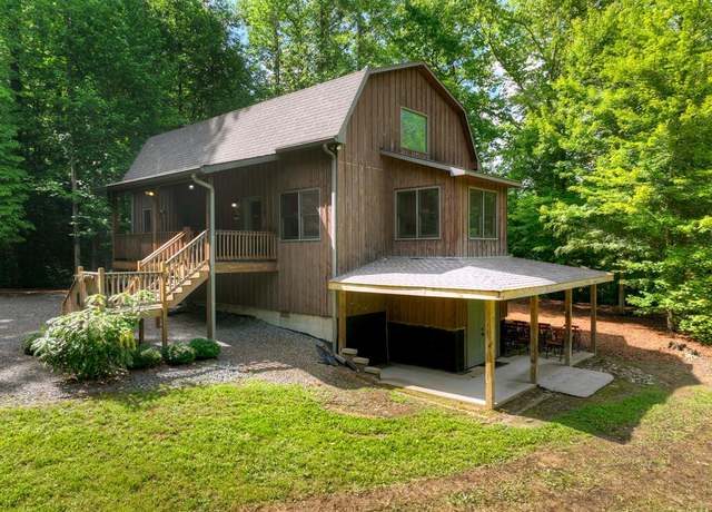 Property at 4525 Gates Chapel Rd, Ellijay, GA 30540, 2 beds, 2.5 baths