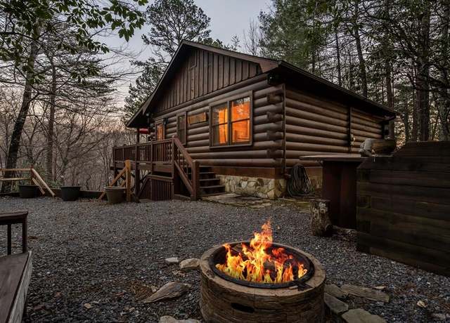 Property at 102 Briar Crk, Ellijay, GA 30540, 3 beds, 2 baths