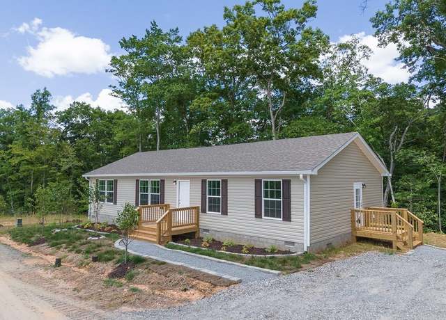 Property at 213 Linda Ln, Murphy, NC 28906, 3 beds, 2 baths