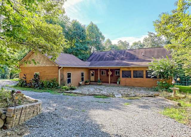 Property at 127 Hard Rock Hl, Blairsville, GA 30512, 4 beds, 3 baths