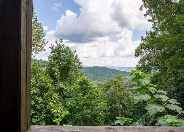 Property at 1534 Walnut Rdg, Ellijay, GA 30536, 3 beds, 3 baths