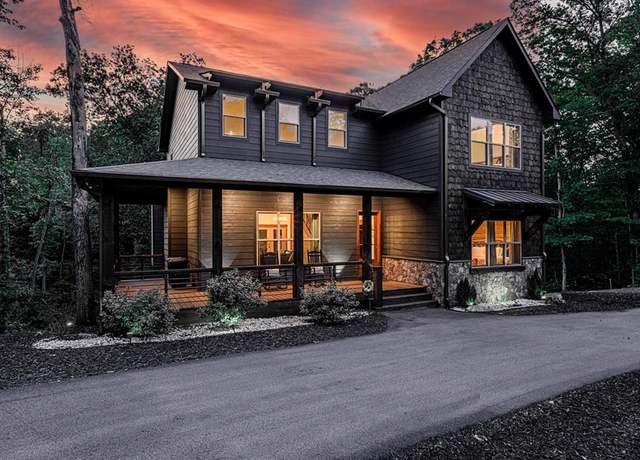 Property at 200 Arbor Way, Blue Ridge, GA 30513, 4 beds, 4.5 baths