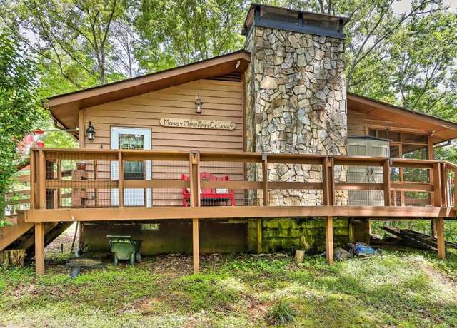 Property at 34 Clover Ln, Murphy, NC 28906, 2 beds, 1 bath