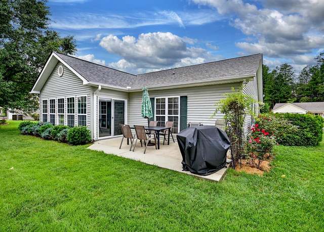Property at 66 Westward Ln, Blue Ridge, GA 30513, 3 beds, 2 baths