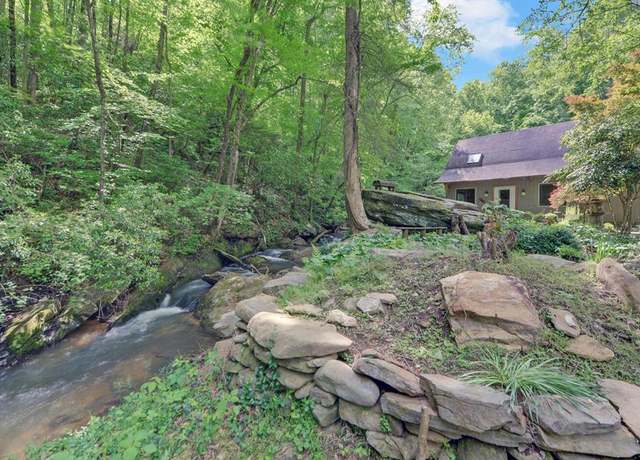 Property at 554 Oxford Dr, Ellijay, GA 30540, 1 bed, 1.5 baths