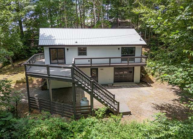 Property at 216 Crestview Way, Murphy, NC 28906, 2 beds, 2 baths