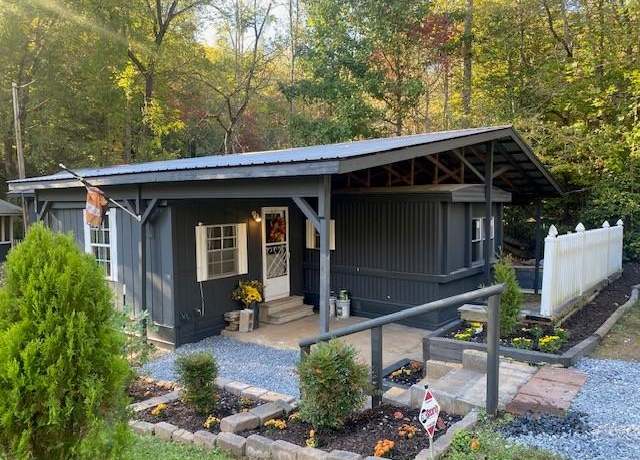 Property at 3105 Hanging Dog Rd, Murphy, NC 28906, 3 beds, 1.5 baths
