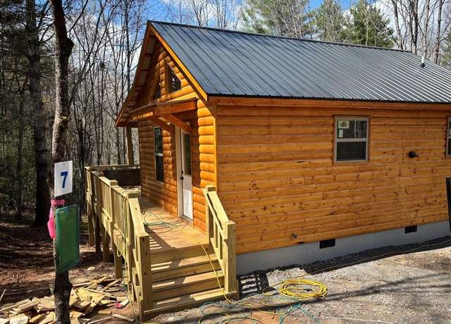 Property at 393 Martins Creek Ridge Rd, Murphy, NC 28906, 1 bed, 1 bath