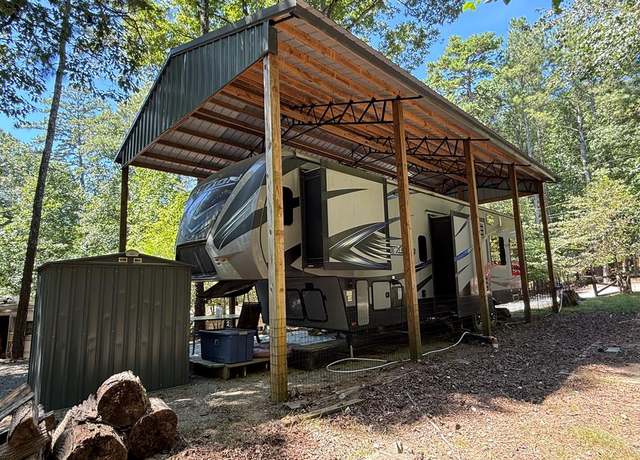 Property at 169 19th St, Ellijay, GA 30540, 2 beds, 1.5 baths
