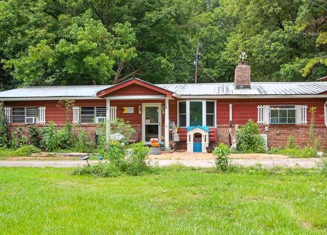 Property at 5706 Tails Creek Rd, Ellijay, GA 30540, 3 beds, 2 baths