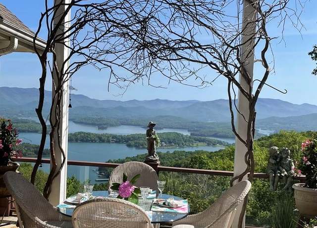 Property at 786 Ramey Mountain Rd, Hiawassee, GA 30546, 5 beds, 3 baths